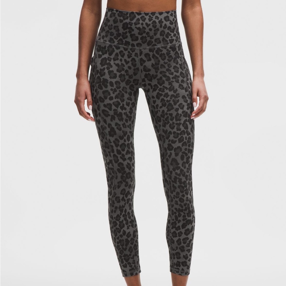 Lululemon’s Align HR Pant “25 *Pockets